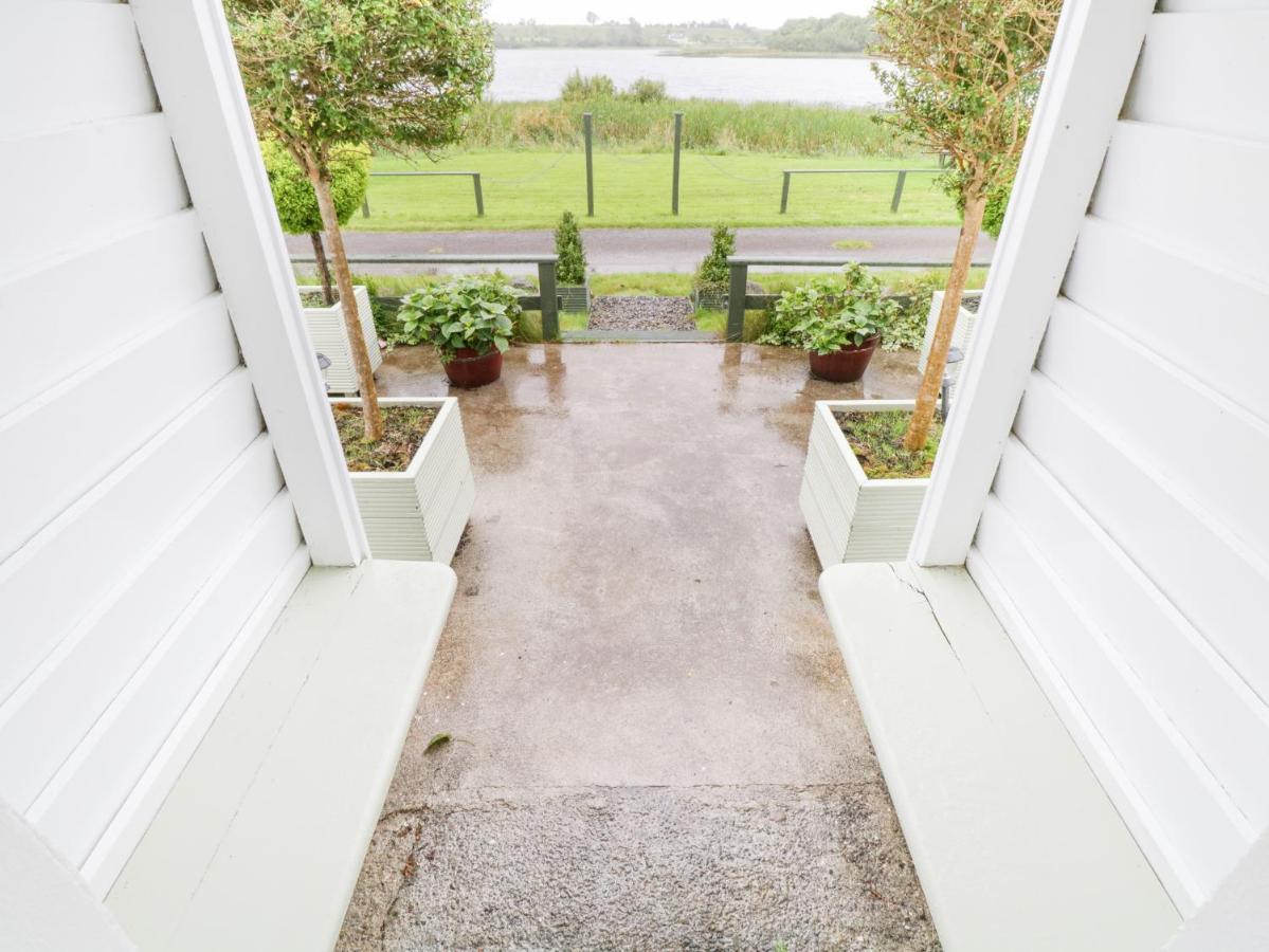 Lakeside Cottage Boyle Bagian luar foto