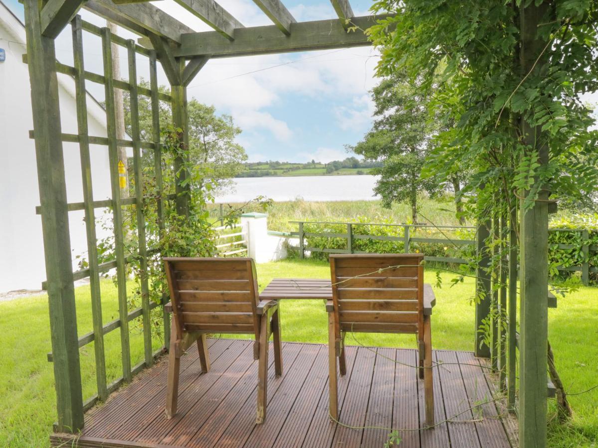 Lakeside Cottage Boyle Bagian luar foto